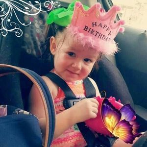 Meet your Posher, Lois